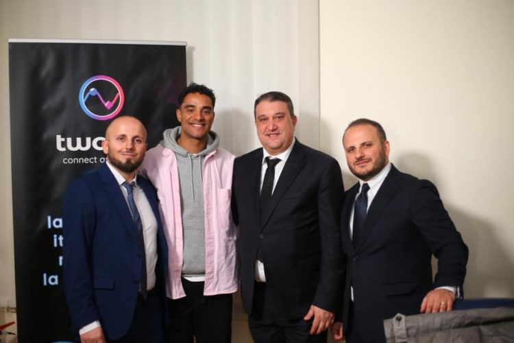 Twopit: Ultrasound Technology for Fast and Secure Communication