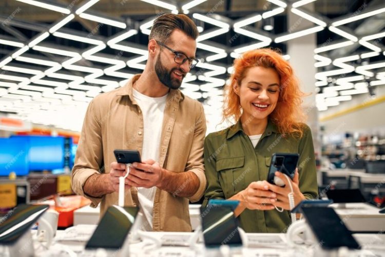 The Ultimate Guide to Buying Your First Smartphone: Tips, Tricks, and Must-Have Features