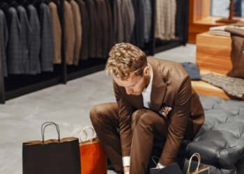 A Guide to Choosing the Perfect Men’s Shoes for Fall