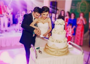 The Heavenly Crepe Caterer: Combine your Love Story with the Finest Waffle Wedding Catering in Dorset