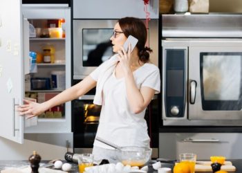 Shining Oven: Transforming Kitchens, One Sparkle at a Time