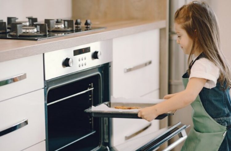 Shining Oven: Transforming Kitchens, One Sparkle at a Time