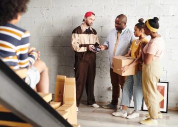 10 Essential Questions to Ask Interstate Removalists