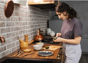 Rediscover the Health Benefits of Cooking with Bronze Cookware