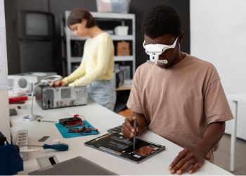 Advice for Protecting Your Electronic Devices During a Relocation