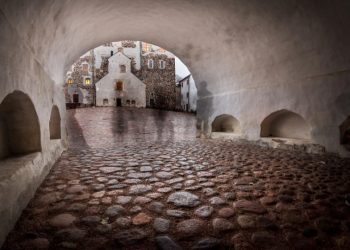 The Enduring Appeal of Cobblestone Streets in Tourism