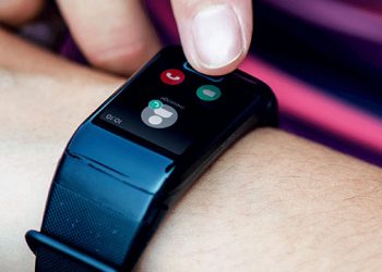 A User-Friendly Look at Smartwatch Security