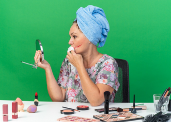 Dive into Perfection: The Power of Waterproof Makeup