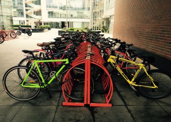 How much does it cost to rent a bike in Vancouver?