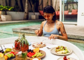 Unlocking the Mysteries: Exploring the Benefits of Ayahuasca 