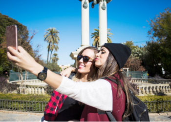 İstanbul Gezi Rehberi ile İstanbul’u keşfet Gezilinki ileİstanbul’da tek başına gezilecek yerler