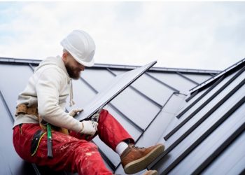 The Do’s and Don’ts of Roof Maintenance: Your Essential Guide