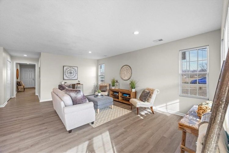 Kansas City Realtor: Understanding the Difference Between Townhouses and Duplexes