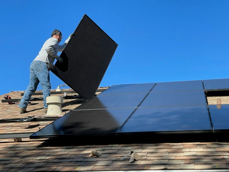 Transition to Solar Energy: Essential Steps Before Hiring a Solar Panel Installer