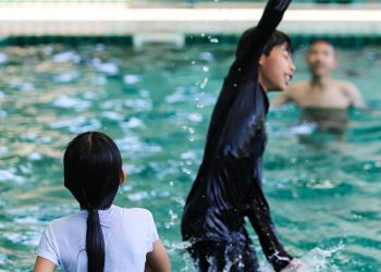Children’s Swimming Lessons at Sengkang Swimming Complex by Blue Whale Tail Swim School