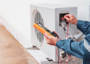 Ensuring Efficiency and Comfort: How to Check for Leaks in HVAC Systems