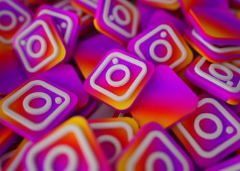 Understanding the Risks of Buying Instagram Followers: A Guide to Responsible Growth Strategies