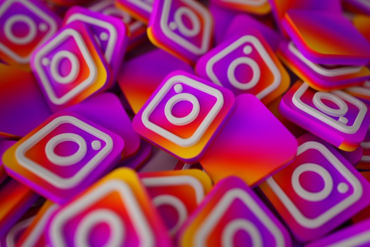 Understanding the Risks of Buying Instagram Followers: A Guide to Responsible Growth Strategies