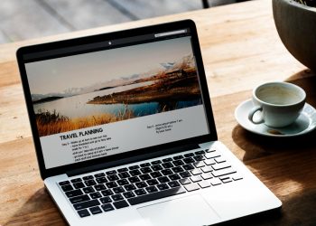 Empowering Business Growth: Harnessing the Benefits of Renting Laptops