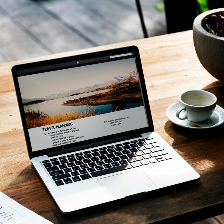 Empowering Business Growth: Harnessing the Benefits of Renting Laptops