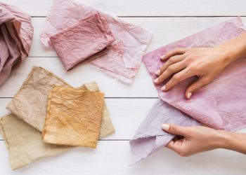 Dyeing Clothes with Mimosa Hostilis Root Bark