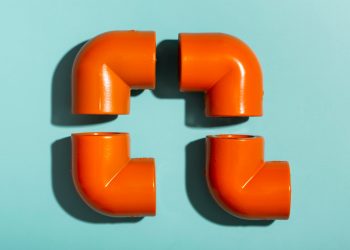 Plumbing Leak: How to Fix It or When to Call a Professional