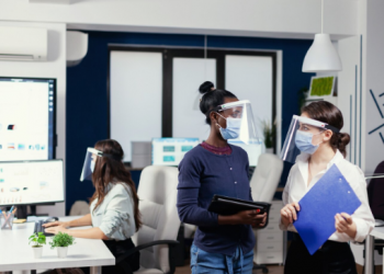 Transforming the Modern Workplace: The Role of AI in Business