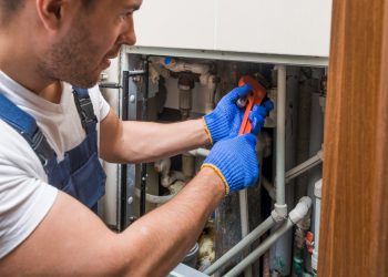 How You Can Prepare for Emergency Plumbing Situations This Winter