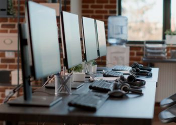 The Hidden Drawbacks of Refurbished Computers: What You Need to Know Before You Buy