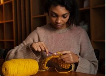 The Benefits of Crocheting for Extra Income