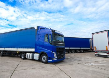 What to Know About Renting a Truck for Long-Distance Moves