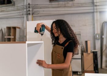 Setting Up a Wallpaper Store: A Comprehensive Guide