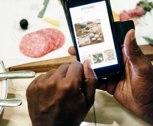 The Future of Mobile Marketing: Trends and Strategies for 2024