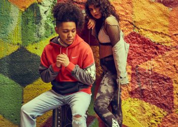 Streetwear and Music: How Hip-Hop and Fashion Influence Each Other with VONVEX