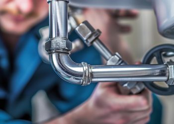 When Disaster Strikes: Mastering Emergency Plumbing Services in Hamilton