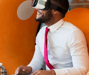 Create a 360-degree virtual tour for free on Vrmow.