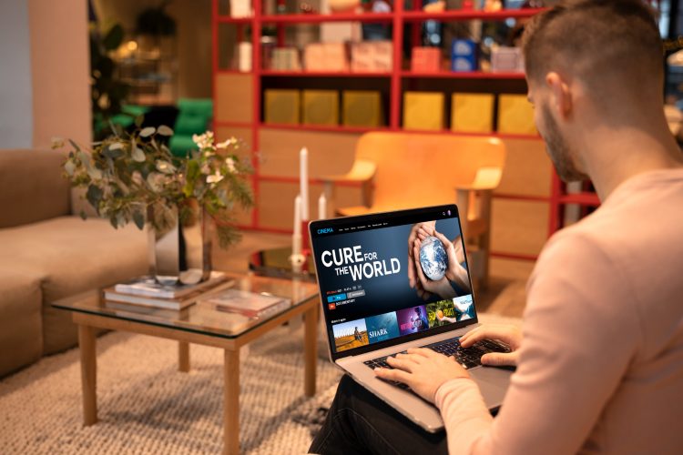 L’Évolution de l’IPTV en France en 2024 : Une Révolution Numérique