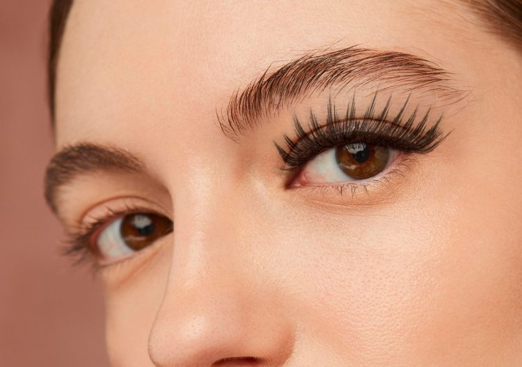 Choosing the Right Lash Artist: What to Look For