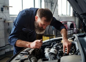 Signs Your Car Needs a Transmission Fluid Change: Don’t Ignore These Warnings