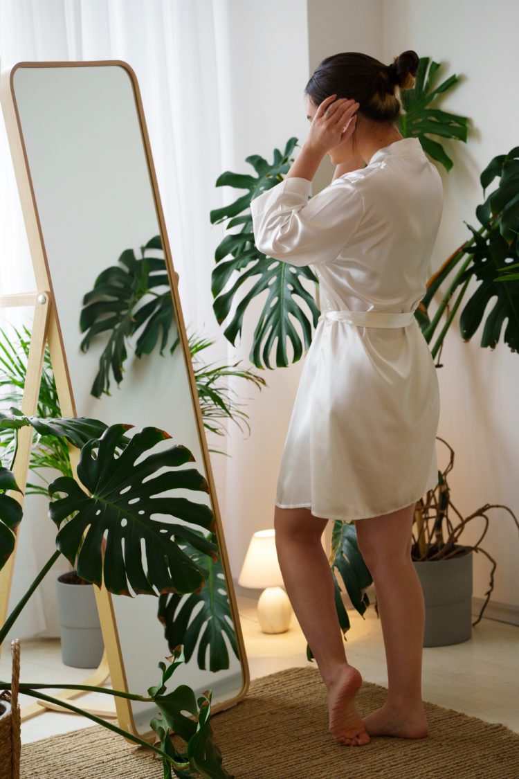 Transforming Homes: Real Stories of Full-Length Mirror Makeovers