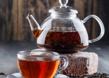 Discover the Magic of Wuyi Rock Oolong Tea: A Journey into Tradition with Red Rock Tea House