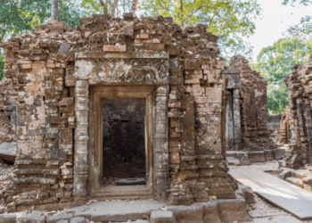 The Fascinating History and Cultural Significance of Tok Beng Tong: Exploring the Untold Stories