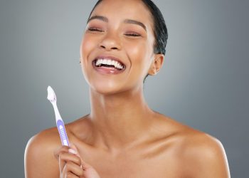How to Prepare for Your First Cosmetic Dentist Visit: An In-Depth Guide