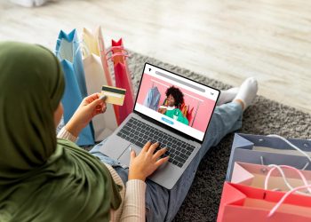 Effective Ways of Managing Online Shopping Consumer Complaints