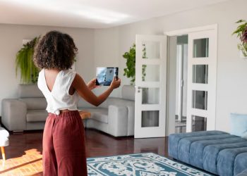 Top Reasons to Upgrade Your Home and Business Security Systems