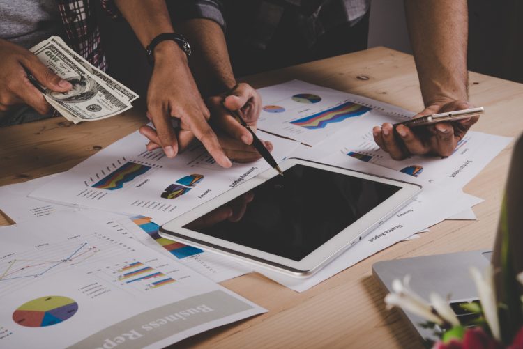 Financial Regulation Courses: Game-Changing Certifications and Digital Profiles for Finance Experts