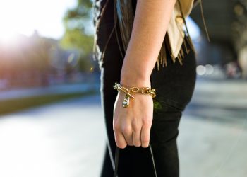 Pyrite Bracelet: Discover Its Benefits, Meanings, and Style