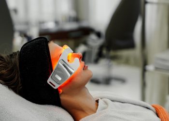 Transform Your Wellness Routine with Red Light Therapy