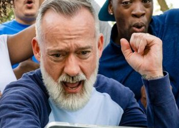 The Power and Pitfalls of Social Media: Navigating the Digital Age