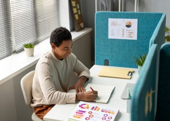 5 Key Factors to Consider When Designing a Website in 2025